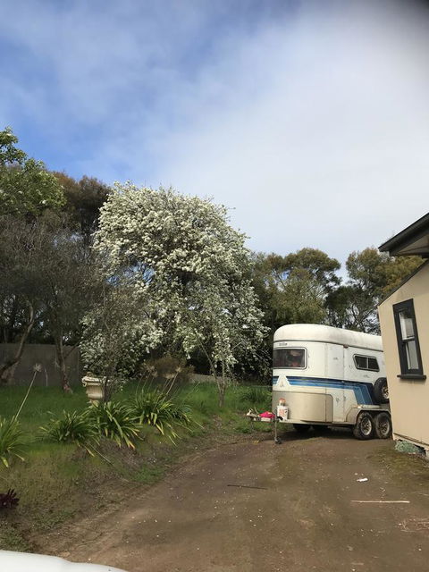 Hillâ€™s Creek Holiday Home - Accommodation Port Hedland 6