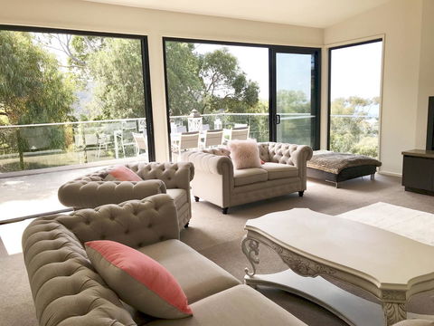 Lorne Sea View Terrace House - Accommodation Port Hedland 32
