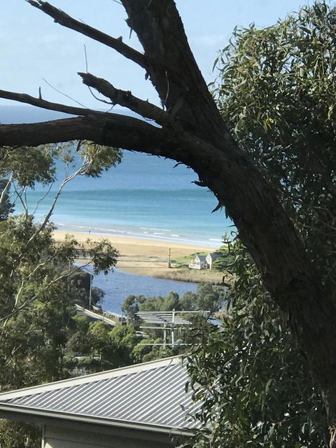 Lorne Sea View Terrace House - Accommodation Port Hedland 13