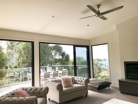 Lorne Sea View Terrace House - Accommodation Port Hedland 20