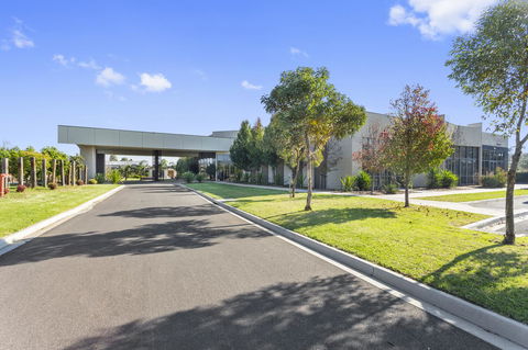 Quality Hotel Point Cook - Accommodation Port Hedland 7