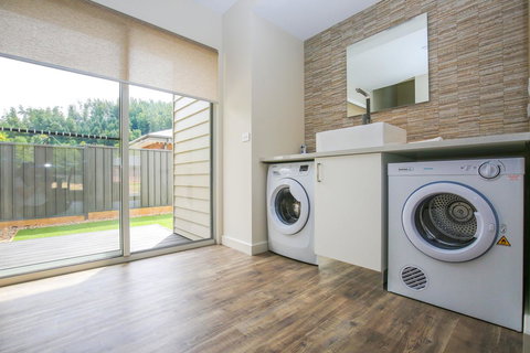 Amber Mist Villa Two - Accommodation Port Hedland 13