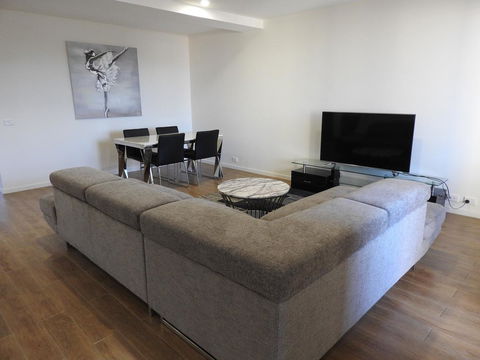 Phillip Island Towers - Accommodation Port Hedland 20