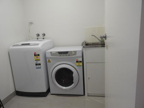Phillip Island Towers - Accommodation Port Hedland 12