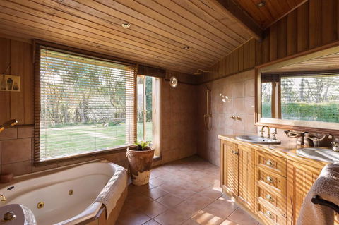 Kangaroo Manor - Accommodation Port Hedland 19