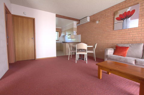 Blue Whale Motor Inn & Apartments - Accommodation Port Hedland 30