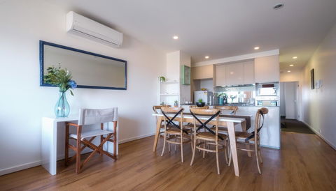 Waterfront Apt 234 Marinaquays - Accommodation Port Hedland 6