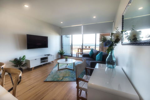 Waterfront Apt 234 Marinaquays - Accommodation Port Hedland 9