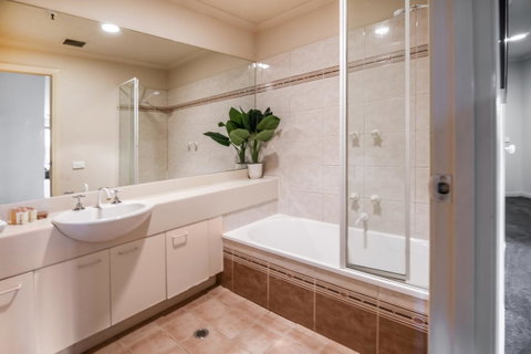 Southbank Tower Apartments - Accommodation Port Hedland 9