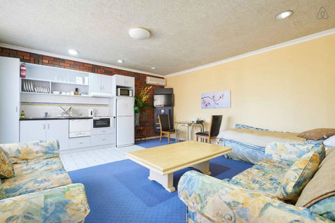 Cottages For Two - Accommodation Port Hedland 15