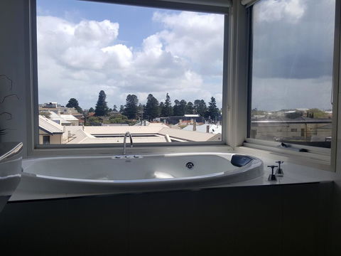 104 On Merri Apartments - Accommodation Port Hedland 22