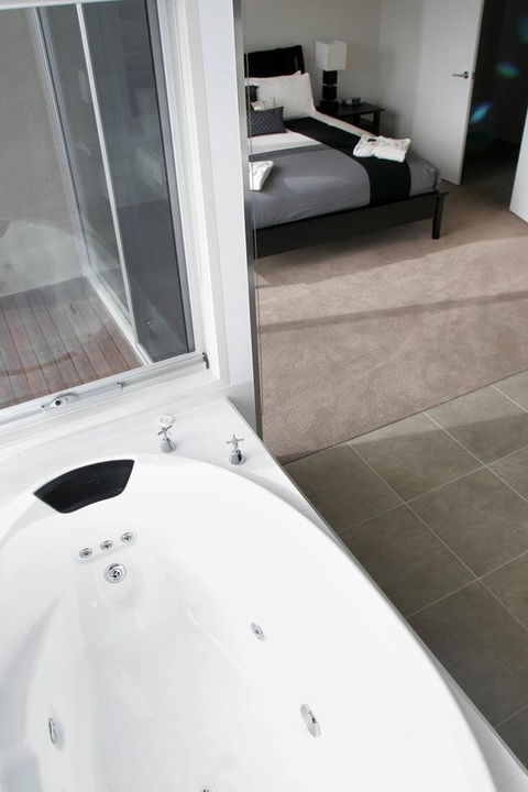 104 On Merri Apartments - Accommodation Port Hedland 2