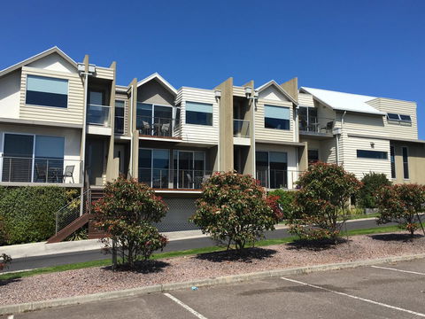 104 On Merri Apartments - Accommodation Port Hedland 1