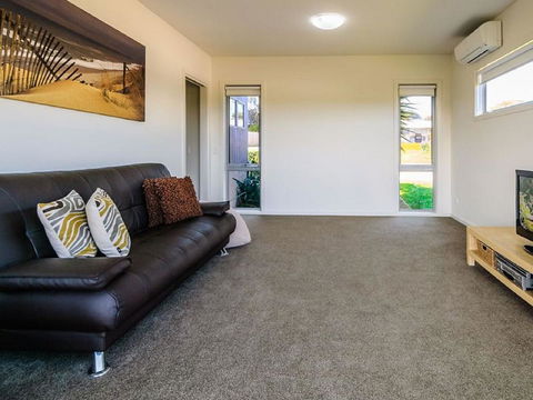 Saltwater Breeze Retreat - Accommodation Port Hedland 23