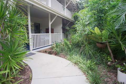 Debbie\'s Place - Accommodation Port Hedland 13