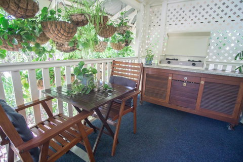 Debbie\'s Place - Accommodation Port Hedland 32