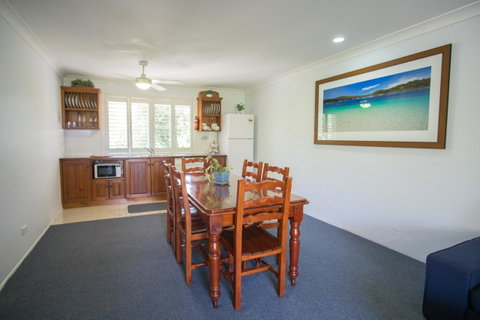 Debbie\'s Place - Accommodation Port Hedland 28