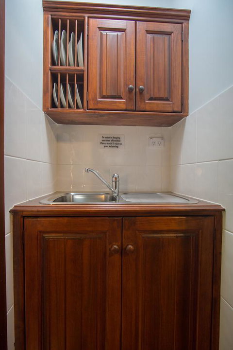 Debbie\'s Place - Accommodation Port Hedland 36