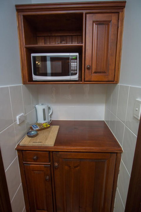 Debbie\'s Place - Accommodation Port Hedland 35