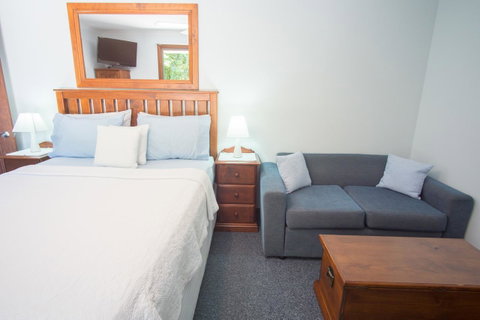 Debbie\'s Place - Accommodation Port Hedland 2