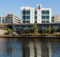 BEST WESTERN PLUS Lake Kawana Hotel - Accommodation Port Hedland
