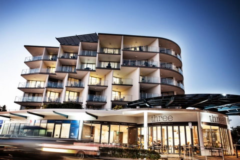 Ocean Views Resort Caloundra - Accommodation Port Hedland 1