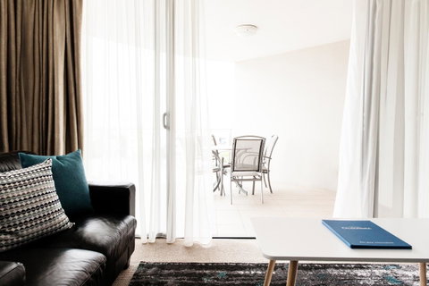 Ocean Views Resort Caloundra - Accommodation Port Hedland 43