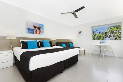By The Sea Port Douglas - Accommodation Port Hedland 15