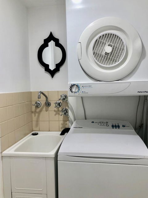 NOMAD - Luxe Apartment - Accommodation Port Hedland 40