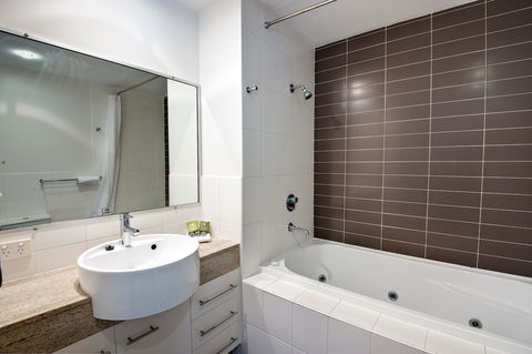 The Point Resort - Accommodation Port Hedland 2