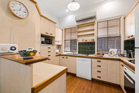 Frangipani House - Accommodation Port Hedland 11