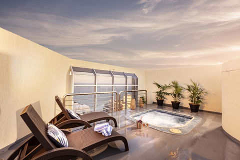 Novotel Surfers Paradise - Accommodation Port Hedland 1