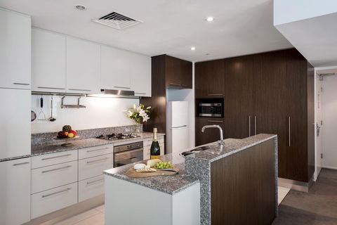 Oaks Brisbane Aurora Suites - Accommodation Port Hedland 6