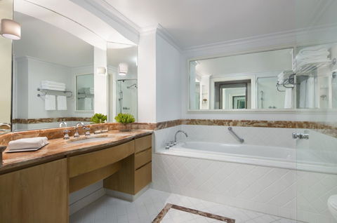 JW Marriott Gold Coast Resort & Spa - Accommodation Port Hedland 11