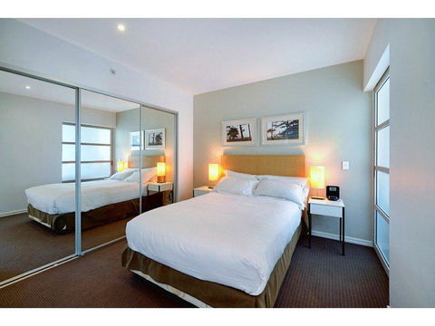 H Star Residences-- Paradise Stayz - Accommodation Port Hedland 8