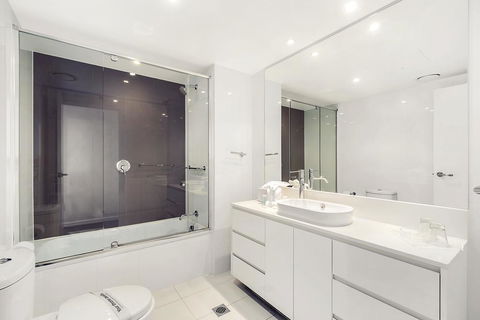 H Star Residences-- Paradise Stayz - Accommodation Port Hedland 0