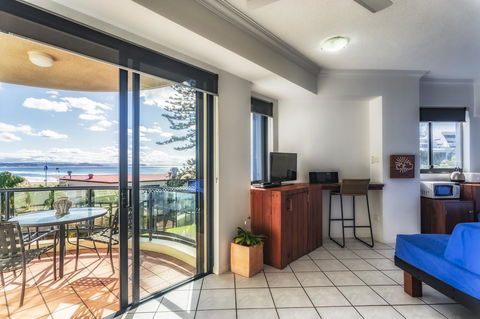 Komune Resort And Beach Club Greenmount Beach - Accommodation Port Hedland 13