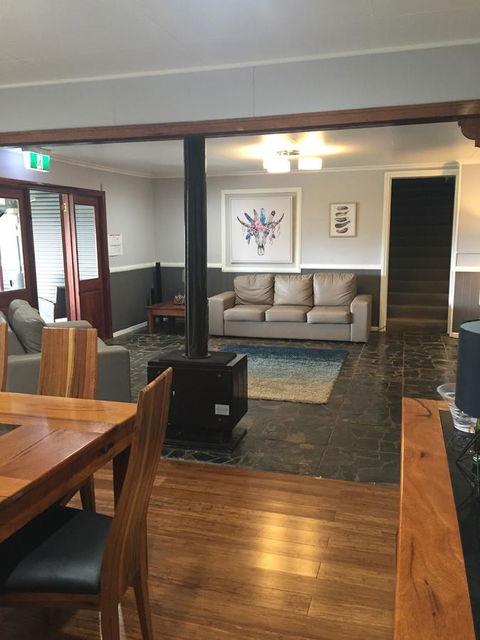 Malanda Manor Guesthouse - Accommodation Port Hedland 26