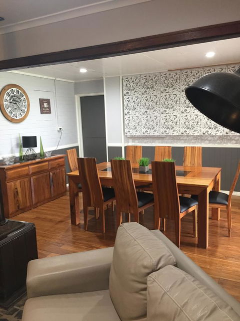 Malanda Manor Guesthouse - Accommodation Port Hedland 9