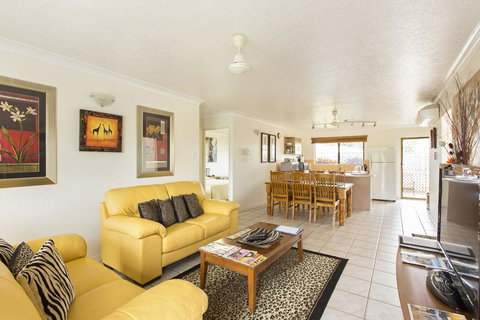Marcol Place Holiday Apartments - Accommodation Port Hedland 6