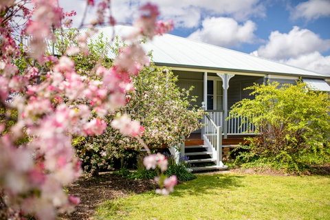 Apple Blossom Cottages - Accommodation Port Hedland 1