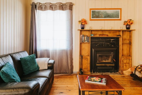 Apple Blossom Cottages - Accommodation Port Hedland 4
