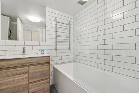 Dockside Apartments Mooloolaba - Accommodation Port Hedland 3