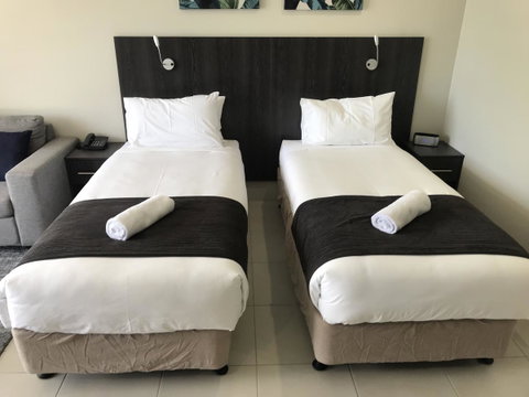 Sunshine Tower Hotel - Accommodation Port Hedland 6