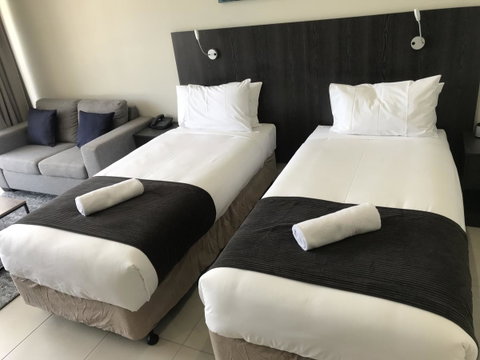 Sunshine Tower Hotel - Accommodation Port Hedland 10