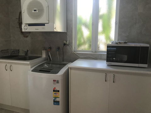 Taj On Byrnes - Private Luxury Apartment Mareeba - Accommodation Port Hedland 12