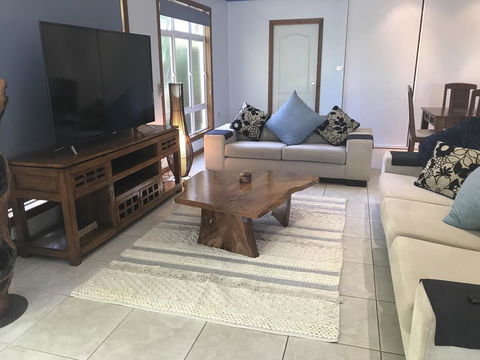 Taj On Byrnes - Private Luxury Apartment Mareeba - Accommodation Port Hedland 7