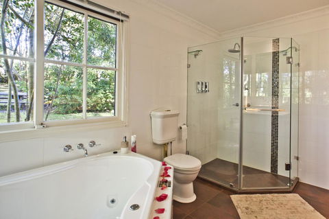 Curtis Falls Cottage - Accommodation Port Hedland 4