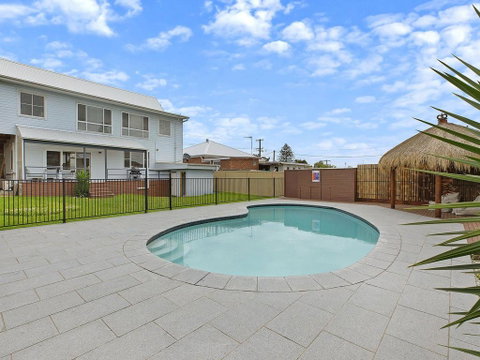 Waterview Beach House - Accommodation Port Hedland 0