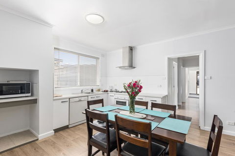 Wattle Grove Villa - Accommodation Port Hedland 0